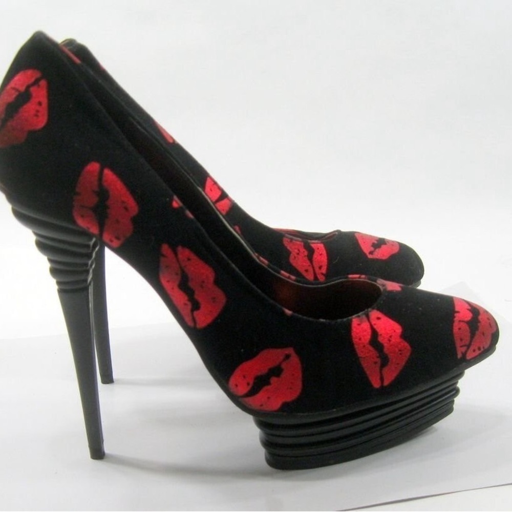 Stylish Black Heels with Red Lip Design